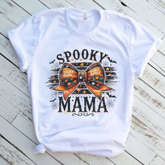 Spooky Mama Halloween Tee Graphic Short Sleeve T-Shirt - Picture 1 of 2